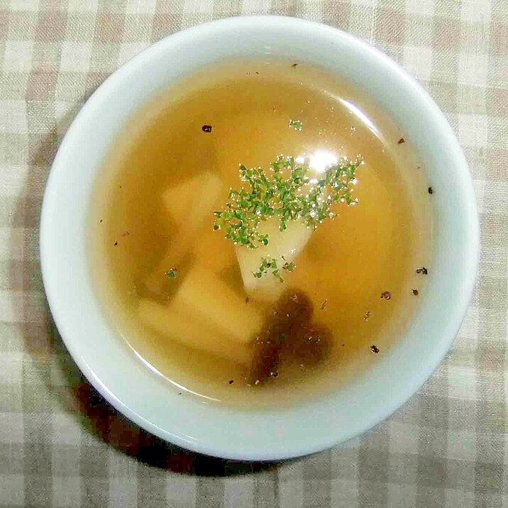 豆腐しめじタケノコの野菜ブイヨンスープ